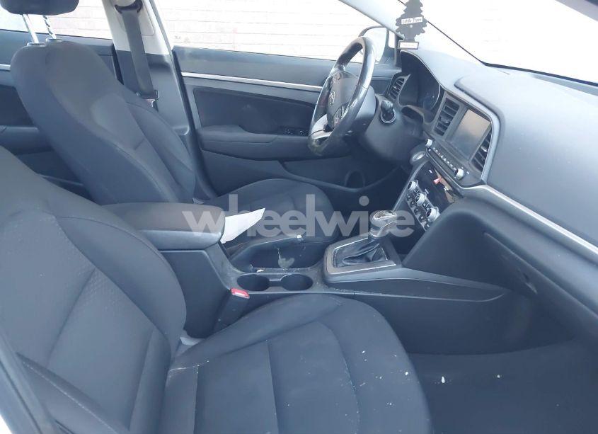 Photo 5 of 2019 Hyundai Elantra VALUE EDITION (VIN 5NPD84LF9KH422131)