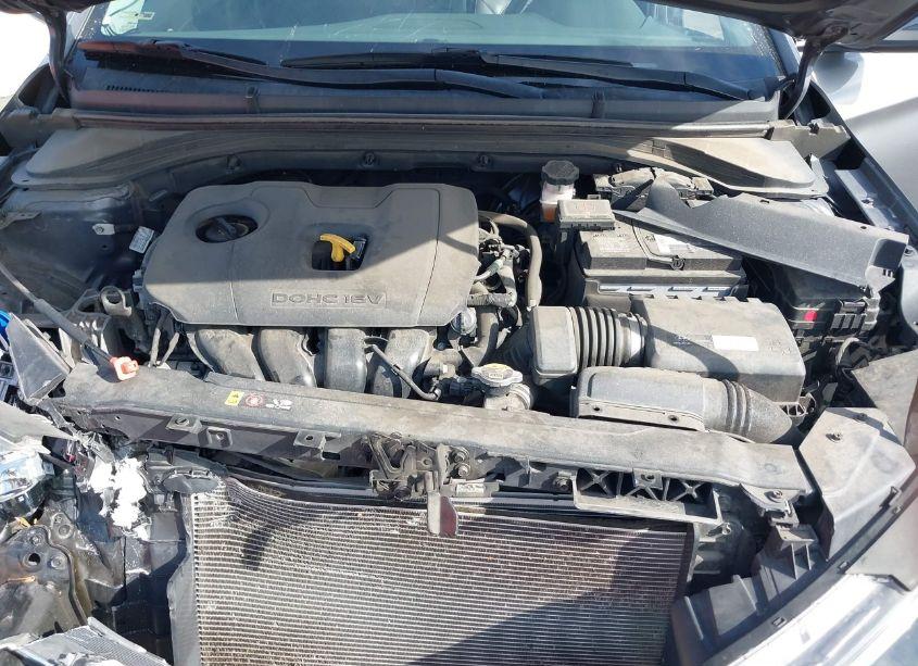 Photo 10 of 2019 Hyundai Elantra LIMITED (VIN 5NPD84LF9KH432013)