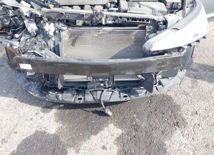 Photo 6 of 2019 Hyundai Elantra LIMITED (VIN 5NPD84LF9KH432013)