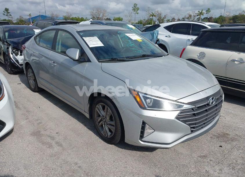 2019 Hyundai Elantra VALUE EDITION (VIN 5NPD84LF9KH452701) main photo