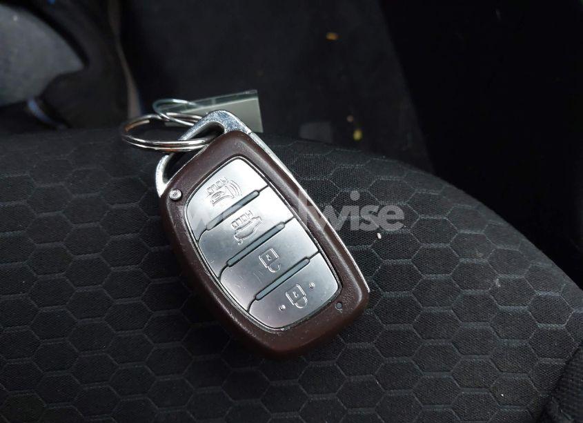 Photo 11 of 2019 Hyundai Elantra VALUE EDITION (VIN 5NPD84LF9KH452701)