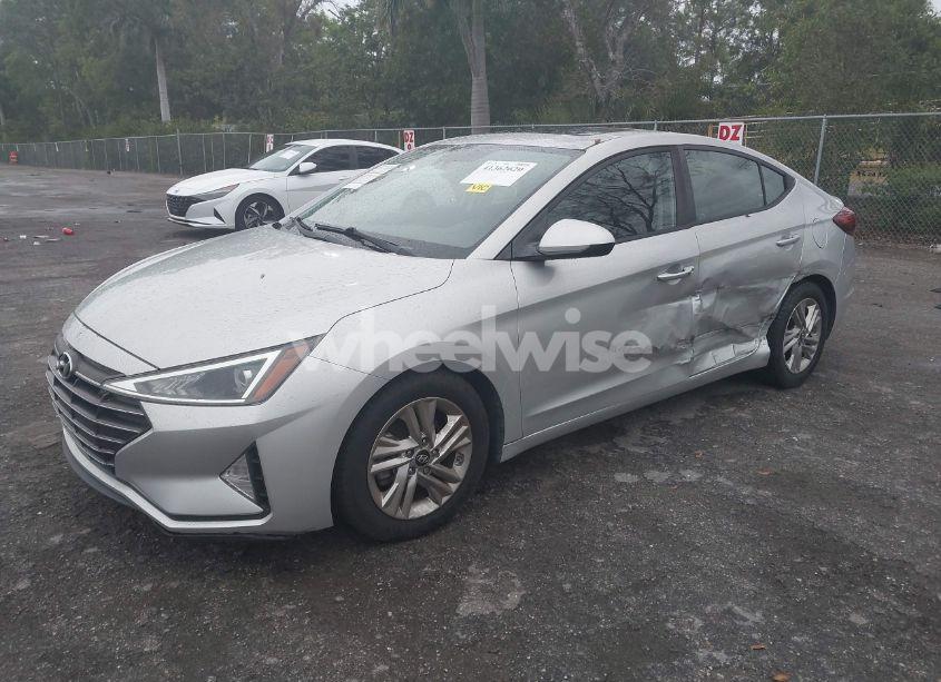 Photo 2 of 2019 Hyundai Elantra VALUE EDITION (VIN 5NPD84LF9KH452701)