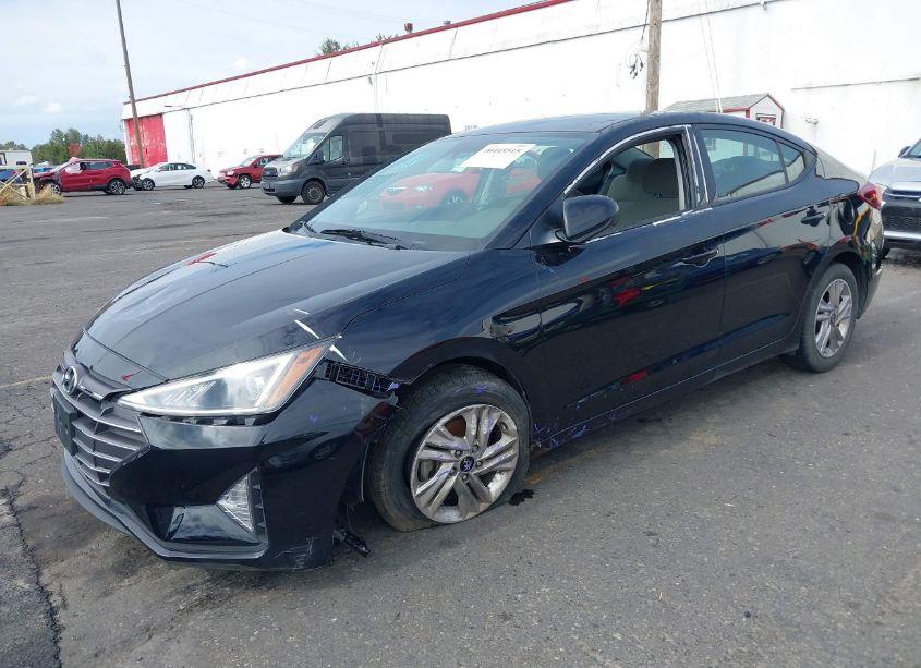 Photo 2 of 2020 Hyundai Elantra SEL (VIN 5NPD84LF9LH519900)