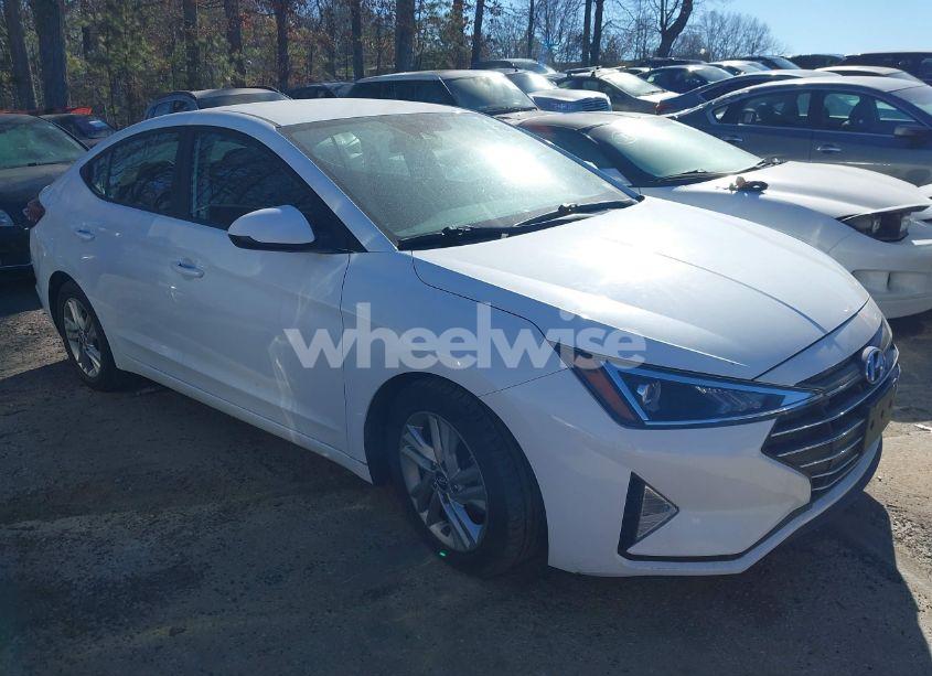 2020 Hyundai Elantra SEL (VIN 5NPD84LF9LH529312) main photo