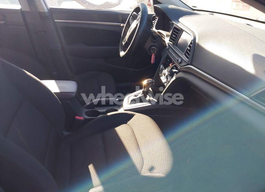 Photo 5 of 2020 Hyundai Elantra SEL (VIN 5NPD84LF9LH529312)