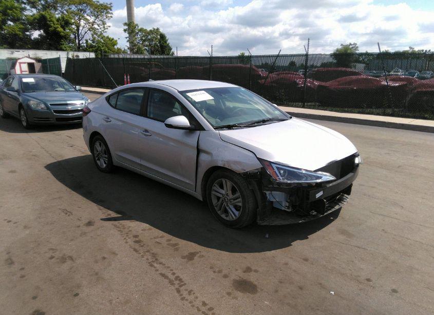2020 Hyundai Elantra SEL (VIN 5NPD84LF9LH530606) main photo