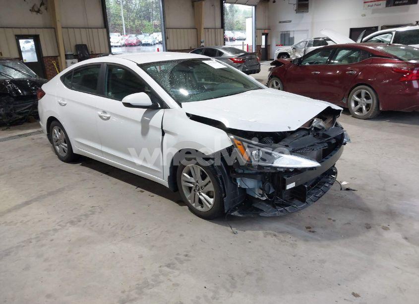 2020 Hyundai Elantra SEL (VIN 5NPD84LF9LH538575) main photo