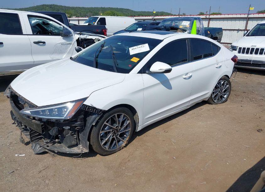Photo 2 of 2020 Hyundai Elantra LIMITED (VIN 5NPD84LF9LH547275)