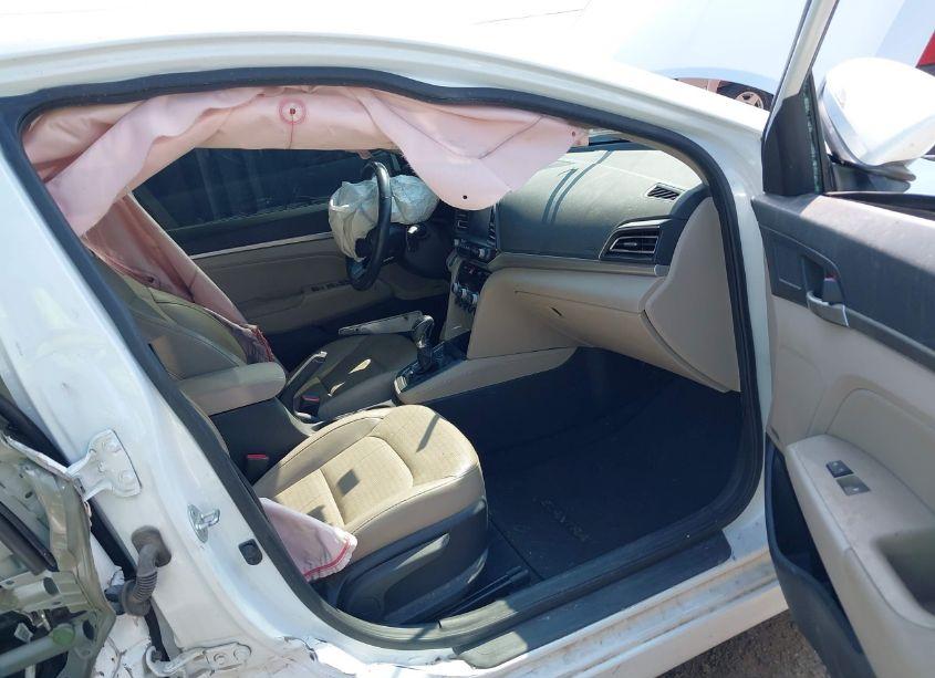 Photo 5 of 2020 Hyundai Elantra LIMITED (VIN 5NPD84LF9LH547275)