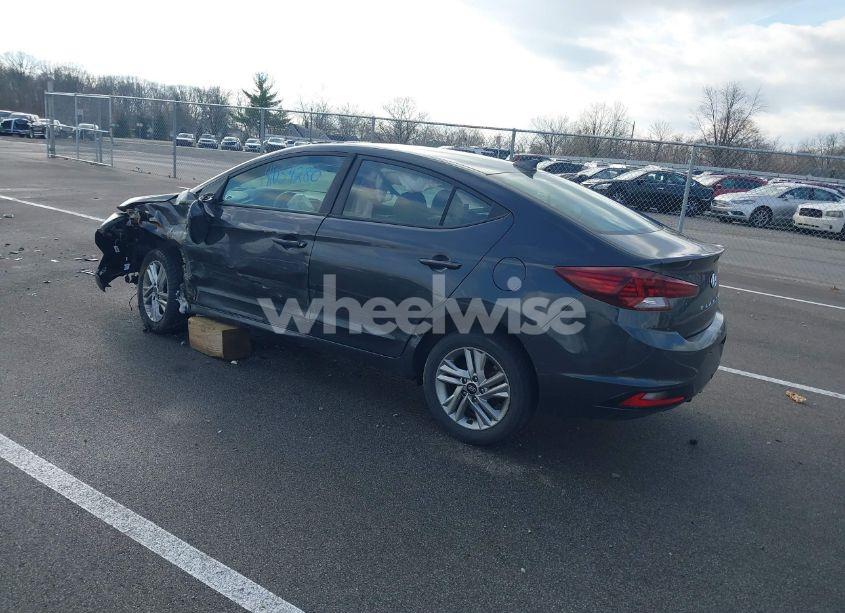 Photo 3 of 2020 Hyundai Elantra SEL (VIN 5NPD84LF9LH552184)