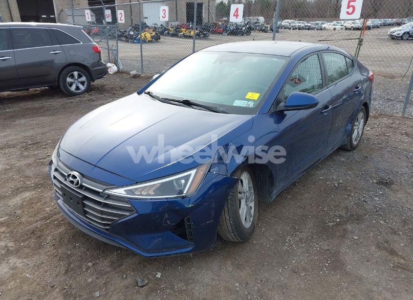 Photo 2 of 2020 Hyundai Elantra SEL (VIN 5NPD84LF9LH557806)