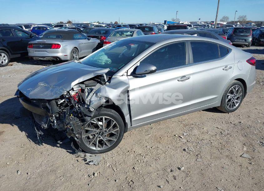 Photo 2 of 2020 Hyundai Elantra LIMITED (VIN 5NPD84LF9LH560334)