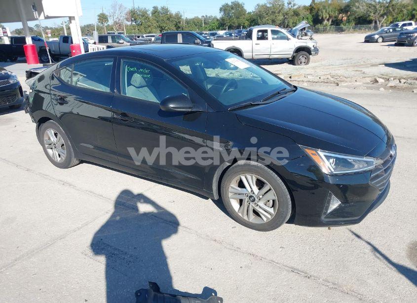 2020 Hyundai Elantra VALUE EDITION (VIN 5NPD84LF9LH585444) main photo