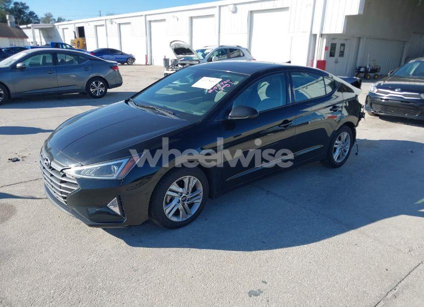 Photo 2 of 2020 Hyundai Elantra VALUE EDITION (VIN 5NPD84LF9LH585444)
