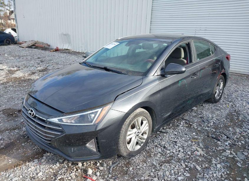 Photo 2 of 2020 Hyundai Elantra SEL (VIN 5NPD84LF9LH596959)