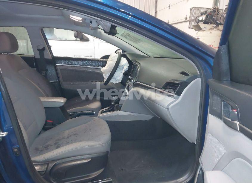 Photo 5 of 2020 Hyundai Elantra VALUE EDITION (VIN 5NPD84LF9LH597433)