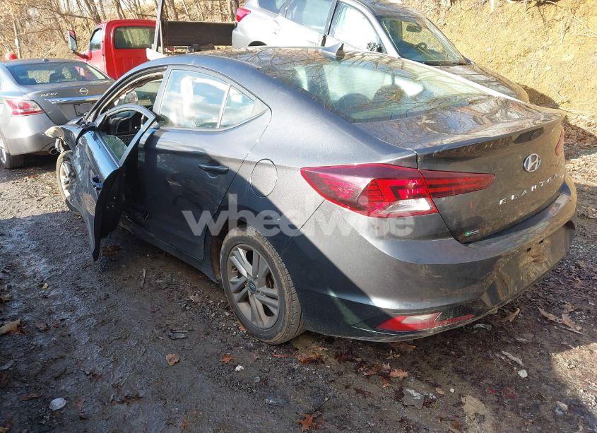 Photo 3 of 2020 Hyundai Elantra SEL (VIN 5NPD84LF9LH629555)