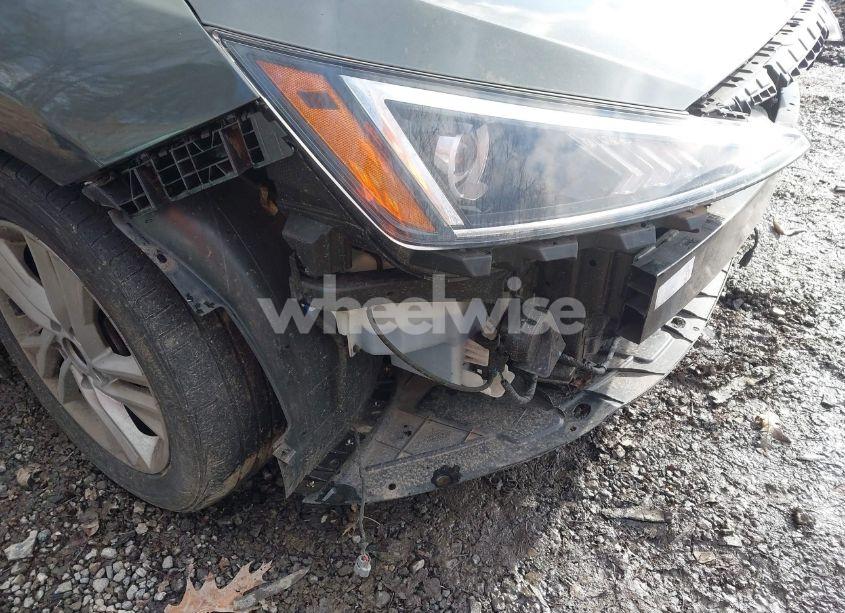 Photo 6 of 2020 Hyundai Elantra SEL (VIN 5NPD84LF9LH629555)