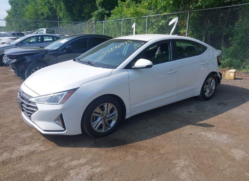 Photo 2 of 2020 Hyundai Elantra SEL (VIN 5NPD84LF9LH630141)