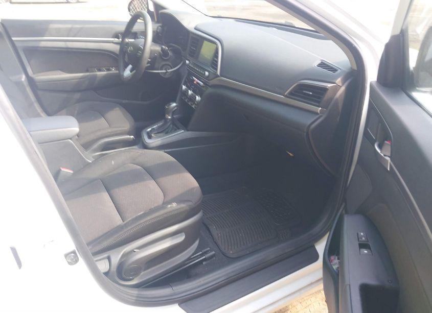 Photo 5 of 2020 Hyundai Elantra SEL (VIN 5NPD84LF9LH630141)