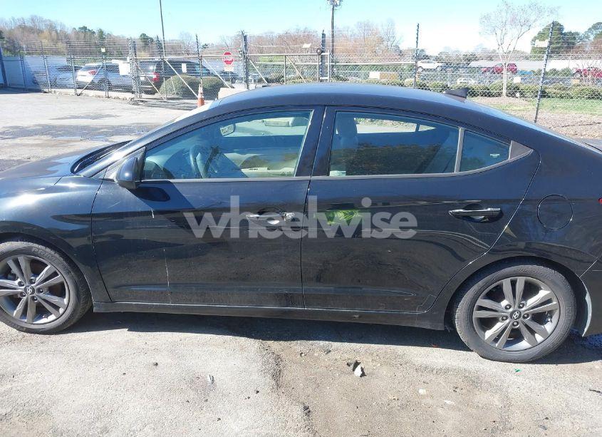 Photo 14 of 2017 Hyundai Elantra SE (VIN 5NPD84LFXHH007702)