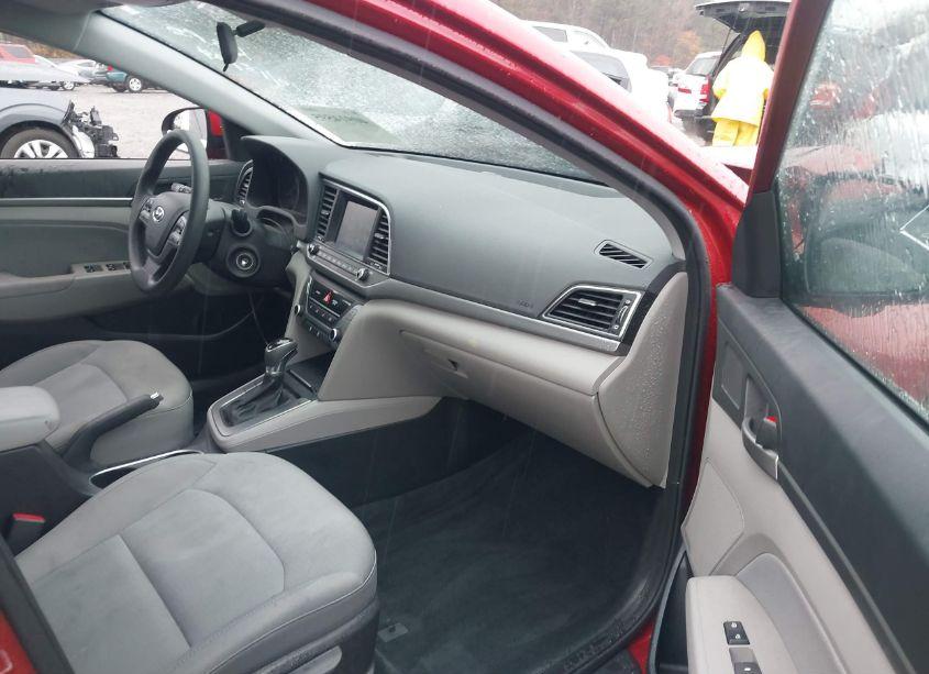 Photo 5 of 2017 Hyundai Elantra SE (VIN 5NPD84LFXHH012222)