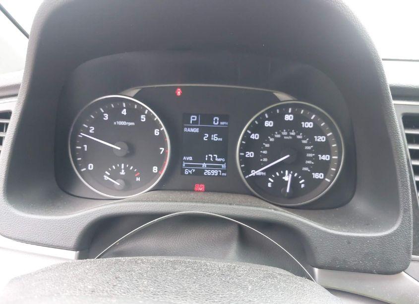 Photo 7 of 2017 Hyundai Elantra SE (VIN 5NPD84LFXHH012222)