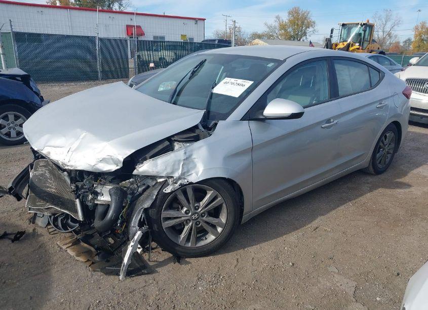 Photo 2 of 2017 Hyundai Elantra SE (VIN 5NPD84LFXHH023656)