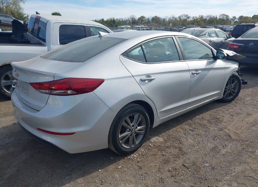Photo 4 of 2017 Hyundai Elantra SE (VIN 5NPD84LFXHH023656)