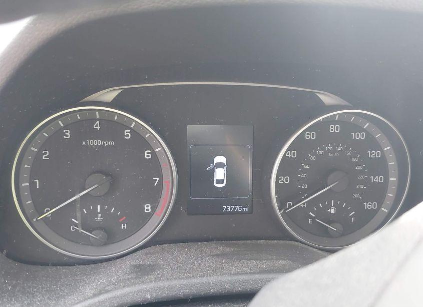 Photo 7 of 2017 Hyundai Elantra SE (VIN 5NPD84LFXHH023656)