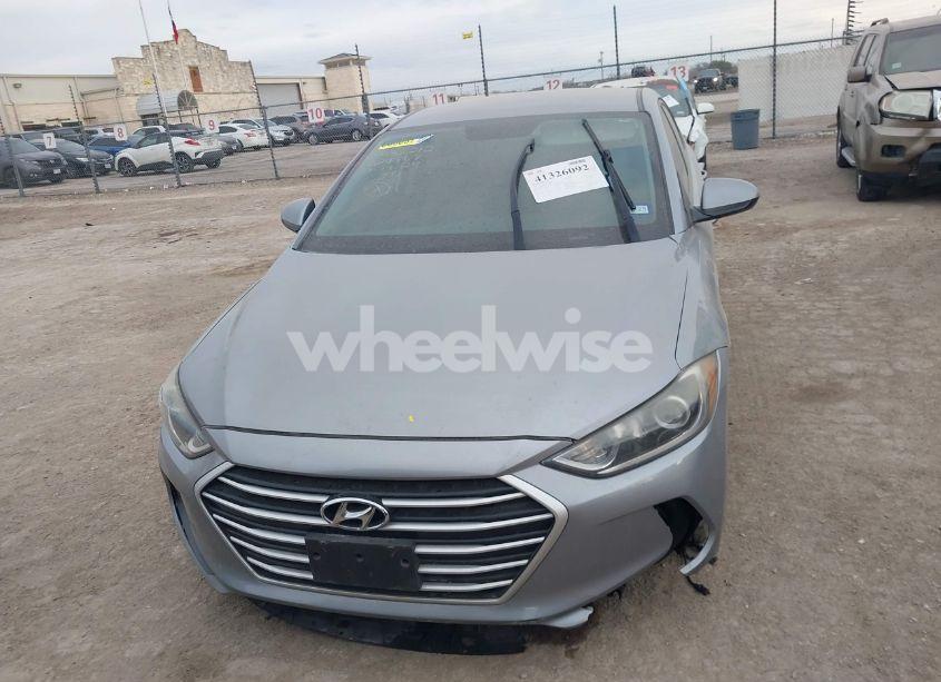 Photo 13 of 2017 Hyundai Elantra SE (VIN 5NPD84LFXHH024967)