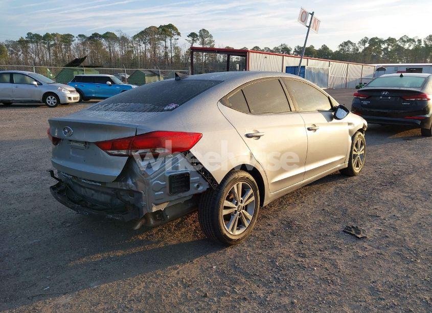 Photo 4 of 2017 Hyundai Elantra SE (VIN 5NPD84LFXHH034558)