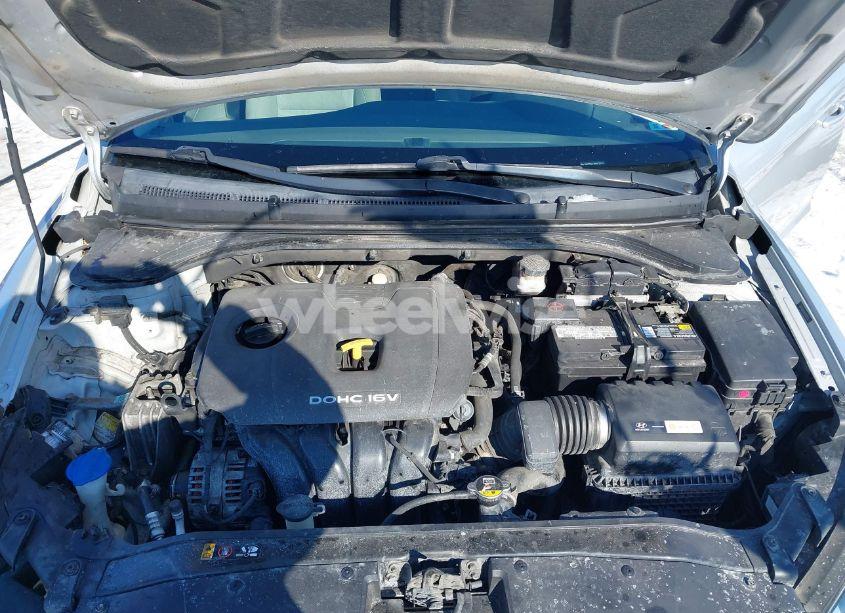 Photo 10 of 2017 Hyundai Elantra SE (VIN 5NPD84LFXHH035175)