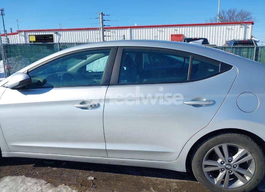 Photo 14 of 2017 Hyundai Elantra SE (VIN 5NPD84LFXHH035175)