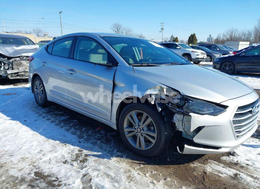 Photo 6 of 2017 Hyundai Elantra SE (VIN 5NPD84LFXHH035175)