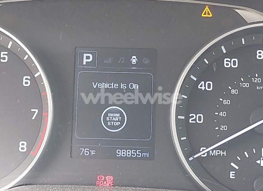 Photo 16 of 2017 Hyundai Elantra SE (VIN 5NPD84LFXHH035225)