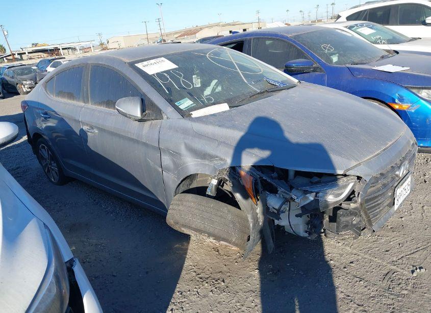 2017 Hyundai Elantra LIMITED (VIN 5NPD84LFXHH039453) main photo