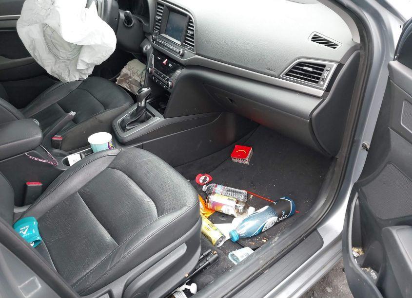 Photo 5 of 2017 Hyundai Elantra LIMITED (VIN 5NPD84LFXHH039453)