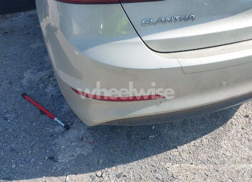 Photo 17 of 2017 Hyundai Elantra SE (VIN 5NPD84LFXHH040232)