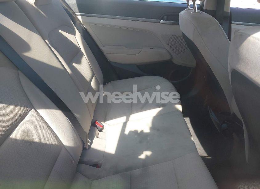 Photo 8 of 2017 Hyundai Elantra SE (VIN 5NPD84LFXHH040232)