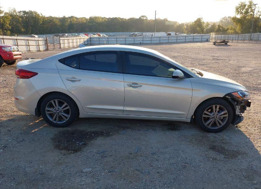 Photo 14 of 2017 Hyundai Elantra SE/VALUE/LIMITED (VIN 5NPD84LFXHH041350)