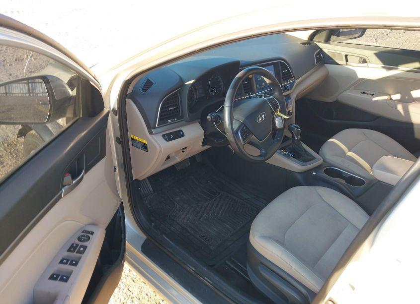 Photo 18 of 2017 Hyundai Elantra SE/VALUE/LIMITED (VIN 5NPD84LFXHH041350)
