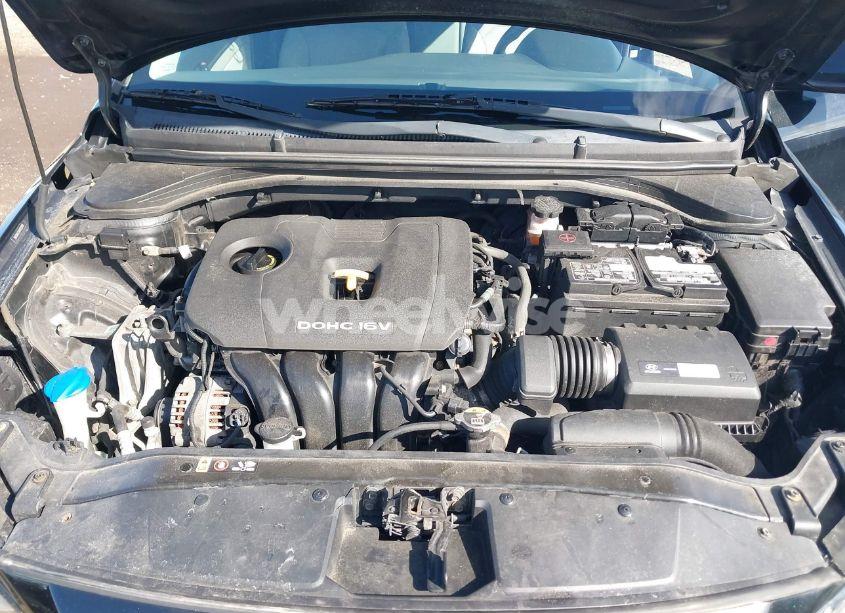 Photo 10 of 2017 Hyundai Elantra SE (VIN 5NPD84LFXHH052090)