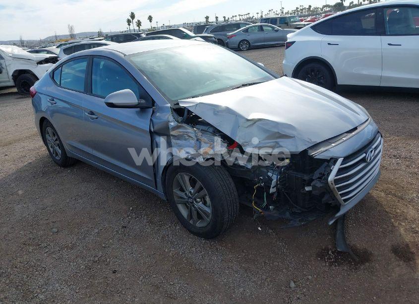 2017 Hyundai Elantra SE (VIN 5NPD84LFXHH054079) main photo