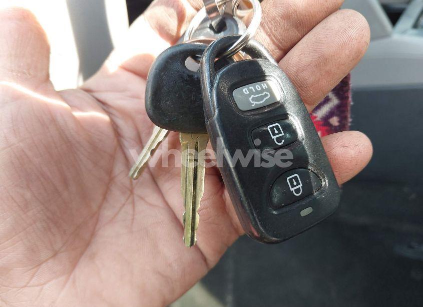 Photo 11 of 2017 Hyundai Elantra SE (VIN 5NPD84LFXHH065986)