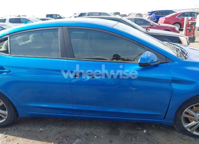 Photo 13 of 2017 Hyundai Elantra SE (VIN 5NPD84LFXHH065986)