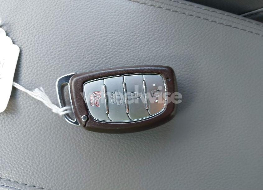 Photo 11 of 2017 Hyundai Elantra SE (VIN 5NPD84LFXHH076728)