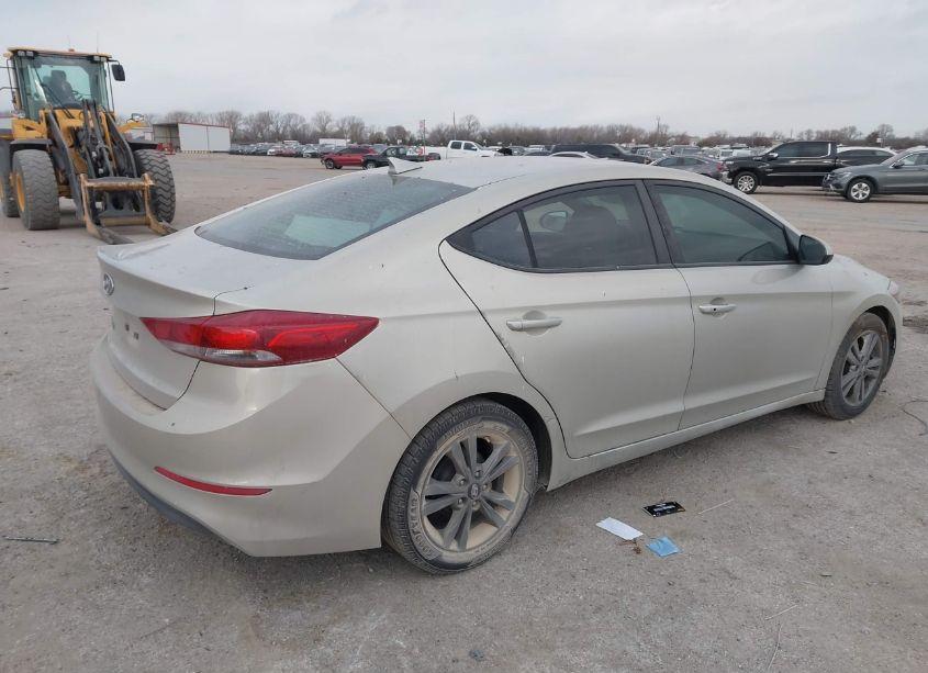 Photo 4 of 2017 Hyundai Elantra SE (VIN 5NPD84LFXHH080651)
