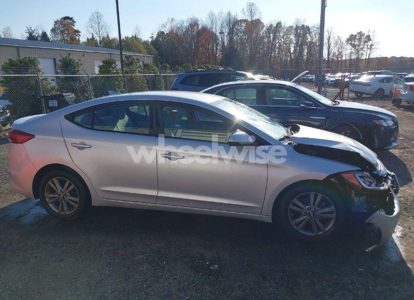 Photo 12 of 2017 Hyundai Elantra SE (VIN 5NPD84LFXHH116290)