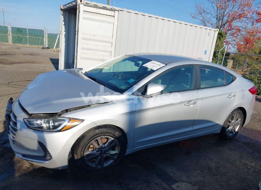 Photo 13 of 2017 Hyundai Elantra SE (VIN 5NPD84LFXHH116290)